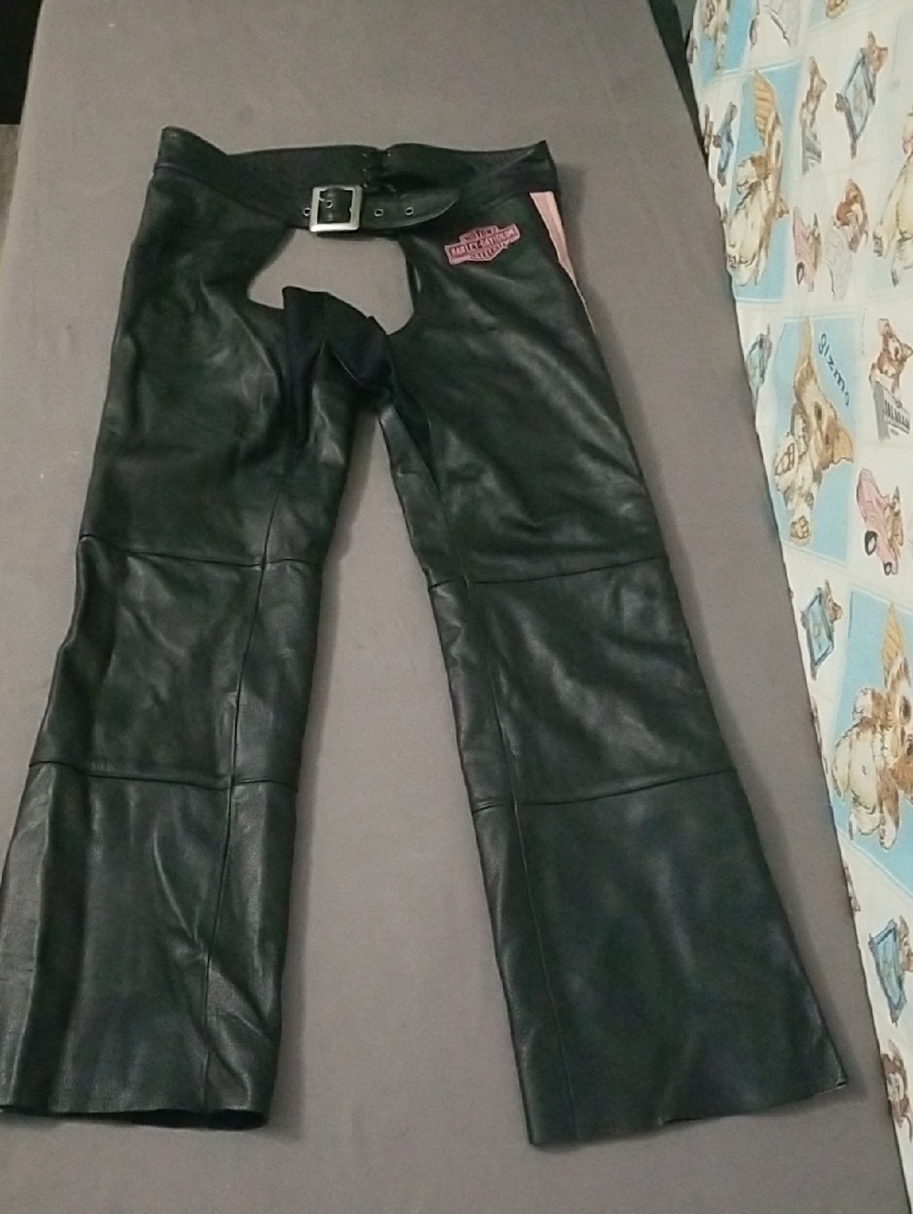 Harley Davidson Genuine Leather Chaps Women’s Large Black With Pink